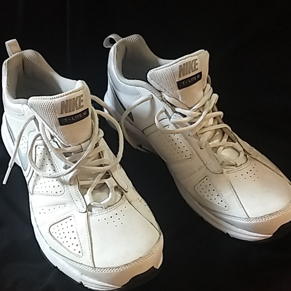 Men's Nikes, white, size 11 & 1/2, like new